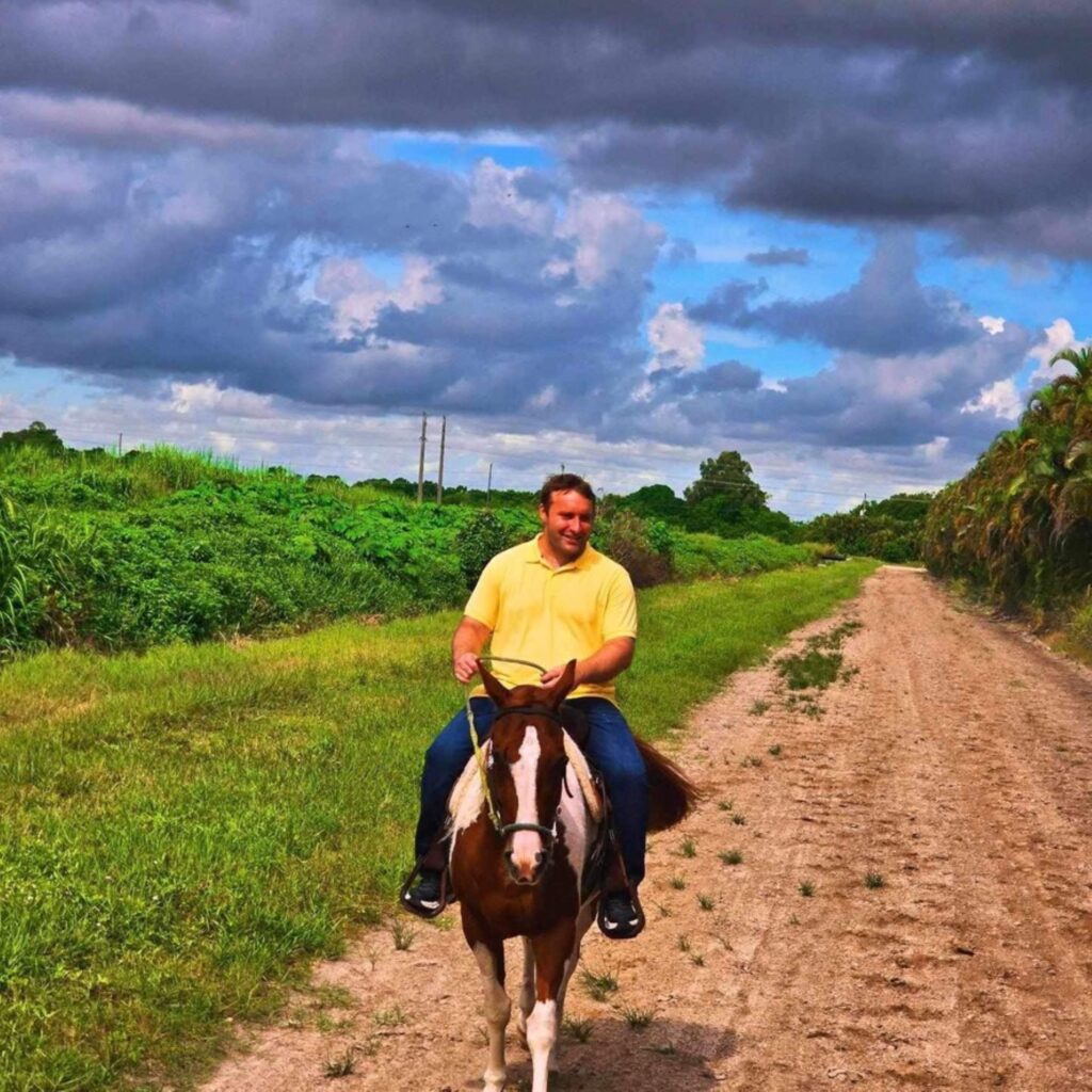 FB48EAA2-713C-48CE-A64F-D1C948785EEA_1_105_c